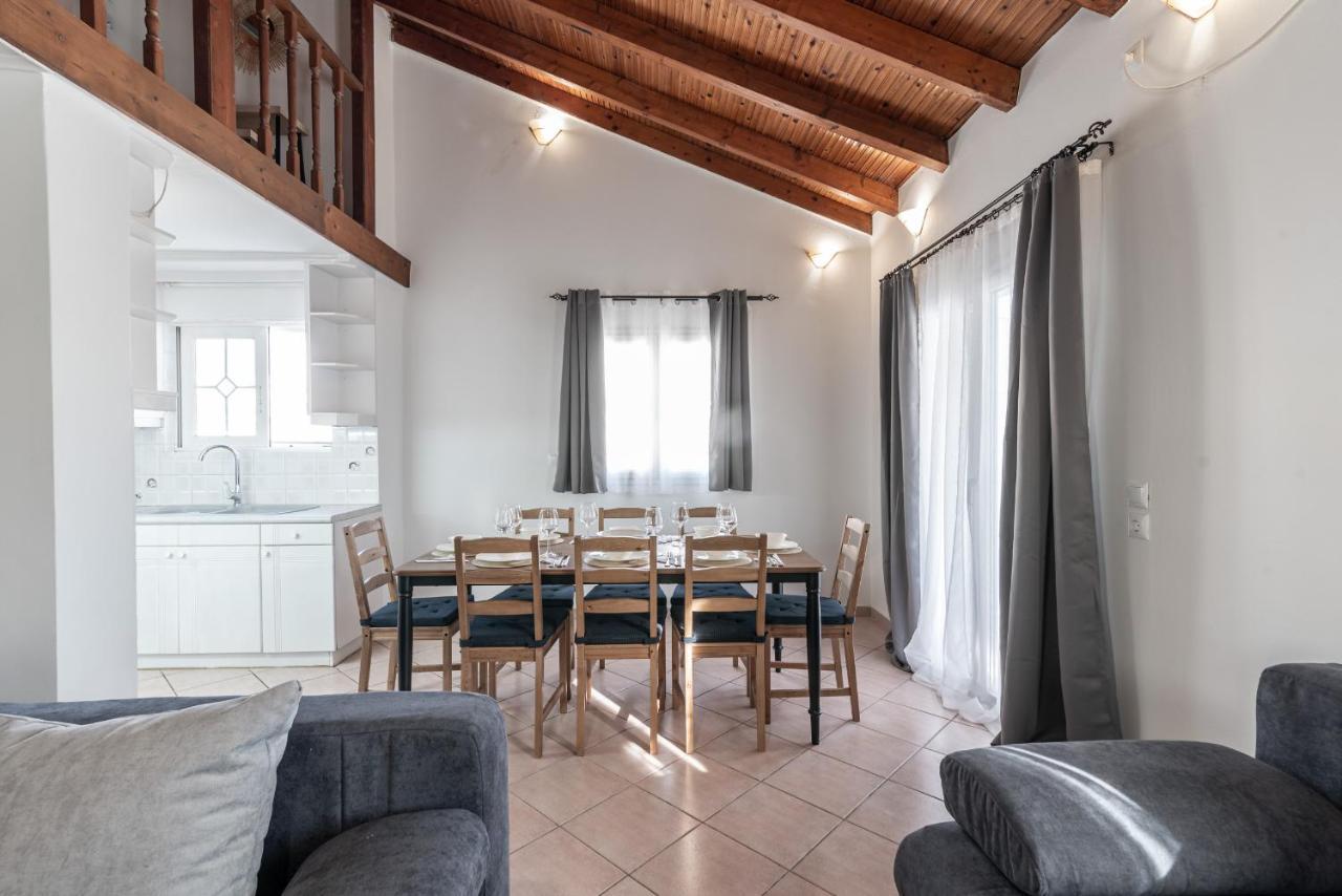 Blue Riviera Villas & Suites - Alimos 2 アテネ エクステリア 写真