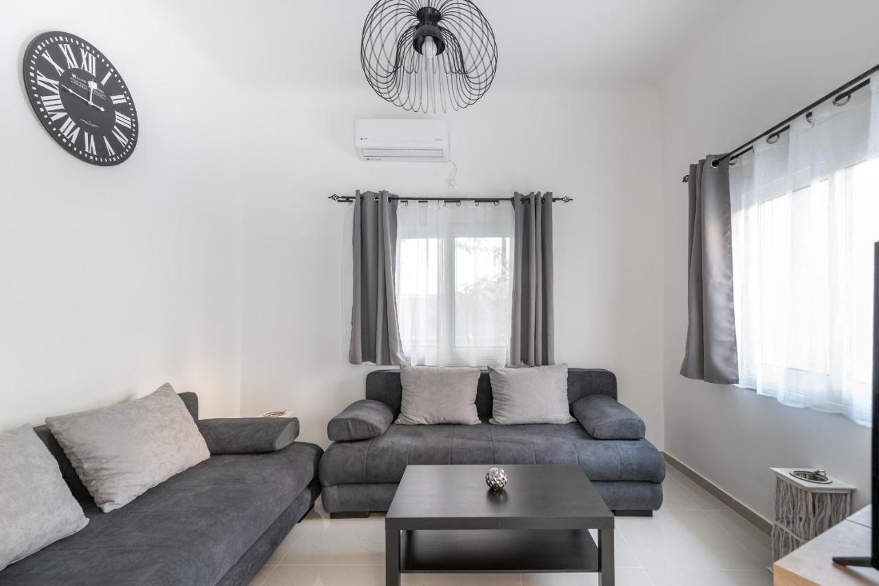 Blue Riviera Villas & Suites - Alimos 2 アテネ エクステリア 写真