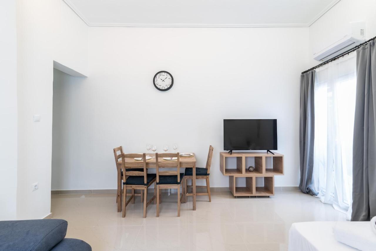 Blue Riviera Villas & Suites - Alimos 2 アテネ エクステリア 写真