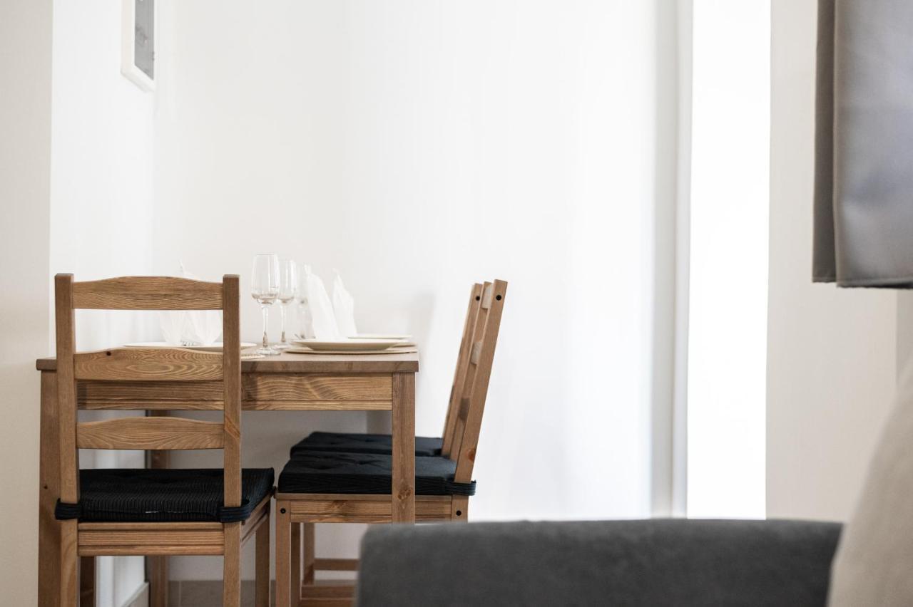 Blue Riviera Villas & Suites - Alimos 2 アテネ エクステリア 写真