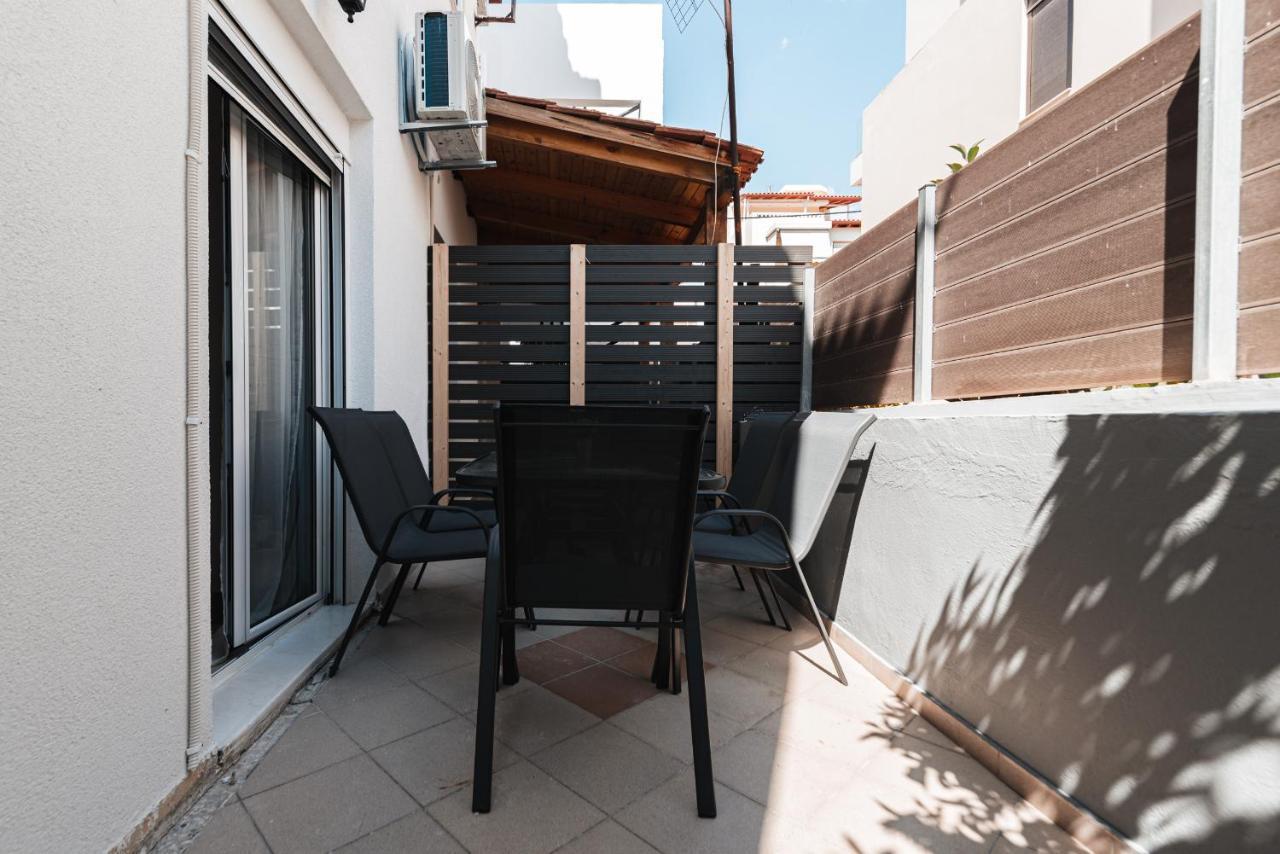 Blue Riviera Villas & Suites - Alimos 2 アテネ エクステリア 写真