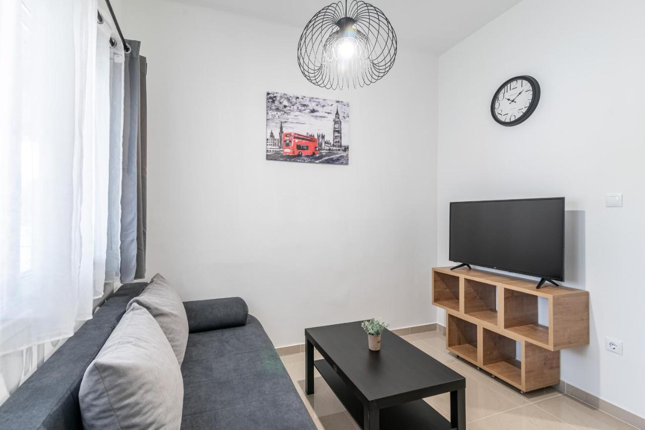 Blue Riviera Villas & Suites - Alimos 2 アテネ エクステリア 写真
